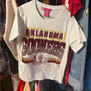 QUEEN OF SPARKLES Gray Oklahoma Sooners T-Shirt never worn but no tags